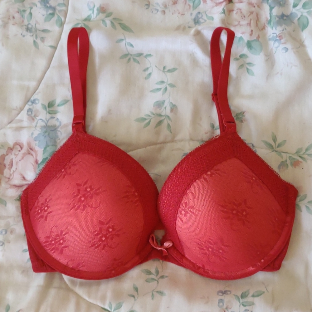 COPY - GUC Elle MacPherson Mesmerise Bra 32DD